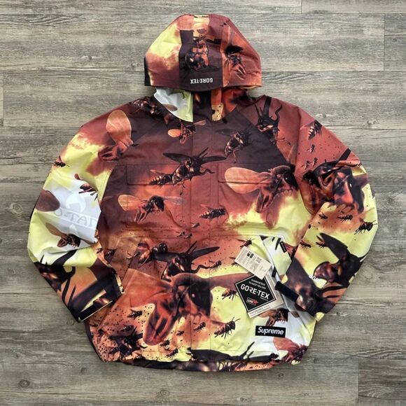 F/W 2025 Wu-Tang Clan Gore-Tex Shell Jacket Size Large NWT - Picture 1 of 7